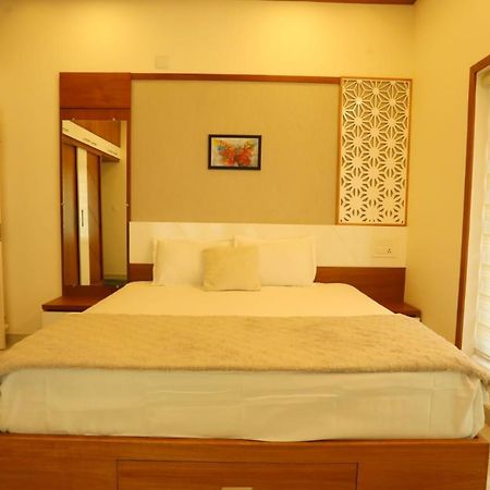 Sp Luxury Villa Kottamam, Kalady Kāladi Exteriör bild